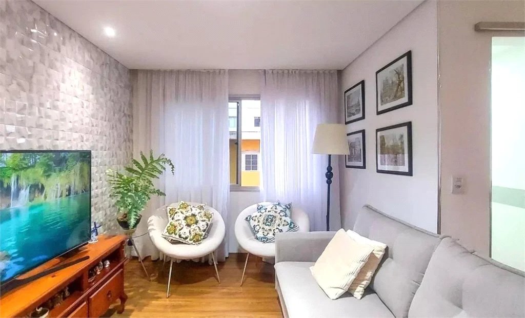 Apartamento à venda com 2 quartos, sendo 1 suíte, em Vila Ipojuca, São Paulo, SP