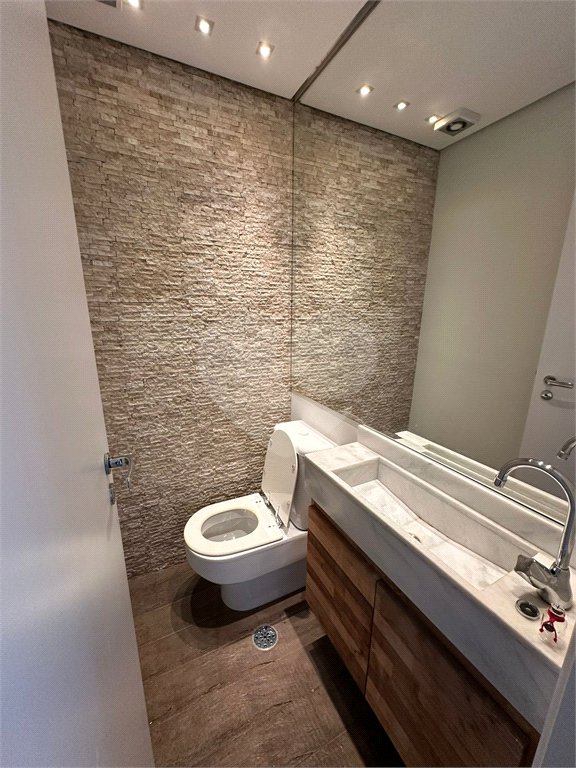 Apartamento à venda com 3 quartos, sendo 1 suíte, em Brooklin Paulista, São Paulo, SP