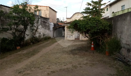 Terreno à venda em Parada Inglesa, São Paulo, SP