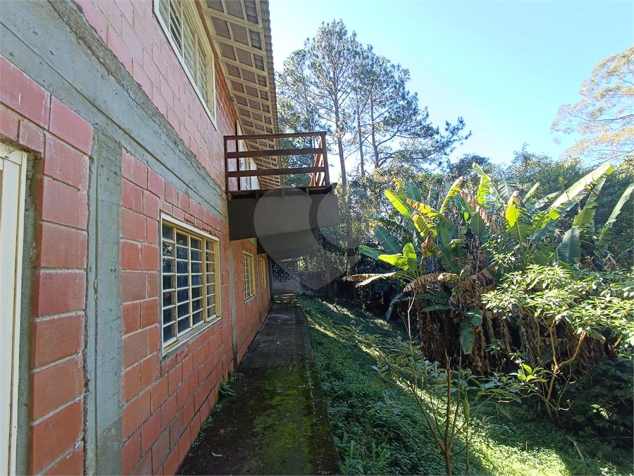 Chácara à venda com 4 quartos, sendo 1 suíte, em Vila Vilma (mailasqui), São Roque, SP