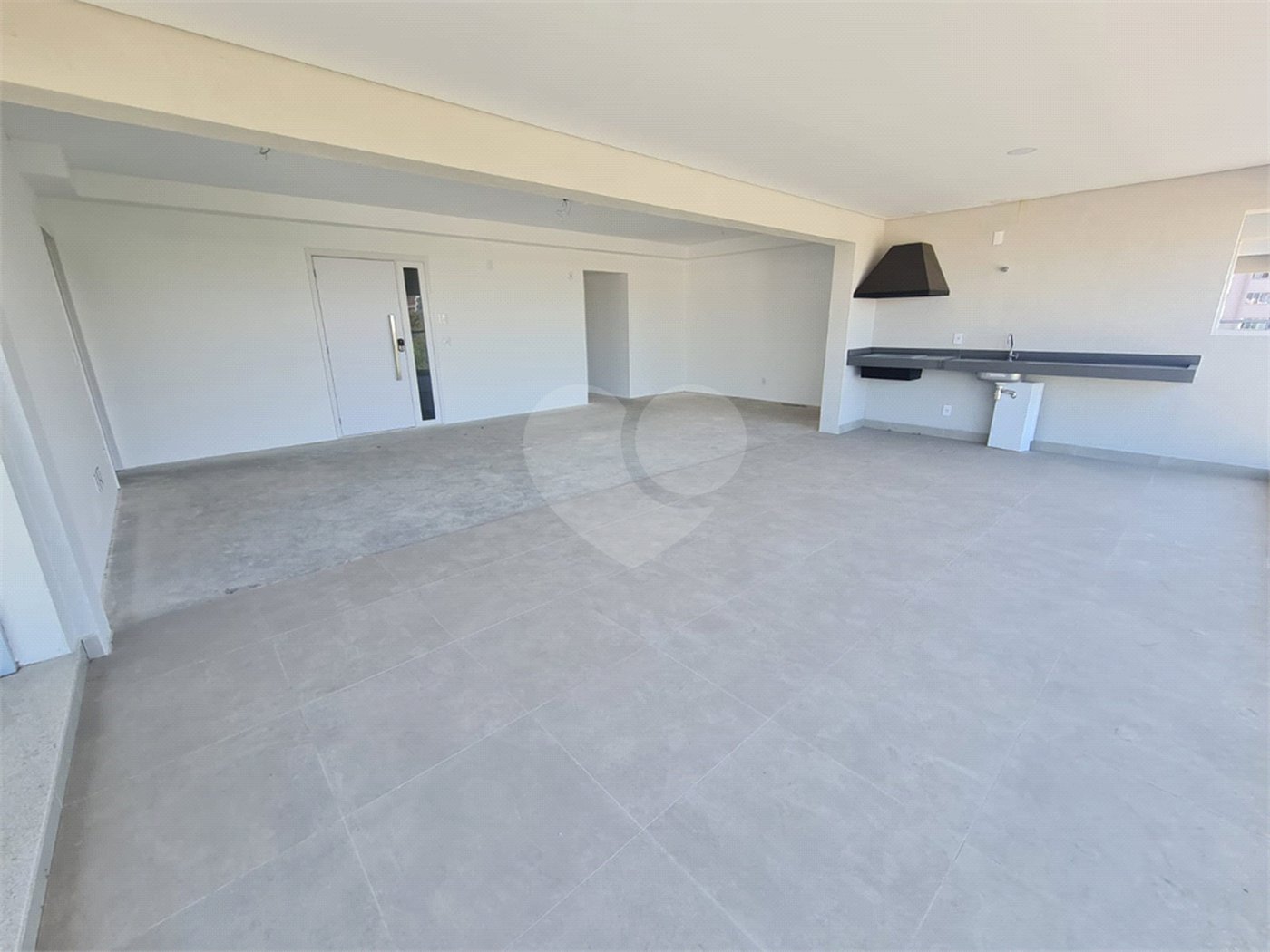 Apartamento à venda com 3 suítes em Jardim Marajoara, São Paulo, SP
