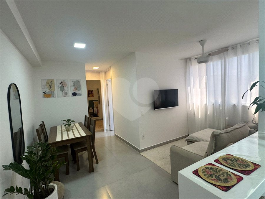 Apartamento à venda com 2 quartos em Guaratiba, Rio de Janeiro, RJ