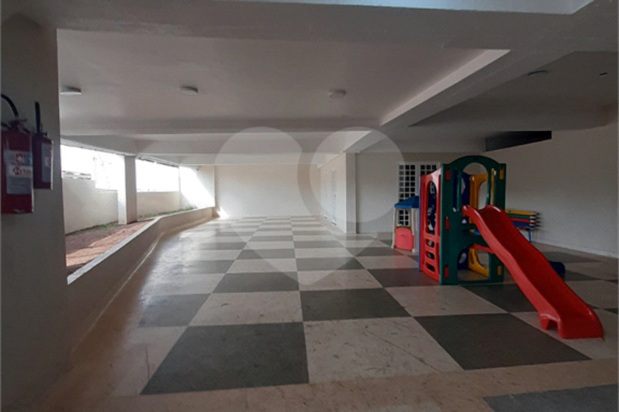 Casa à venda com 3 quartos, sendo 1 suíte, no condomínio Barbará II, São Paulo - SP