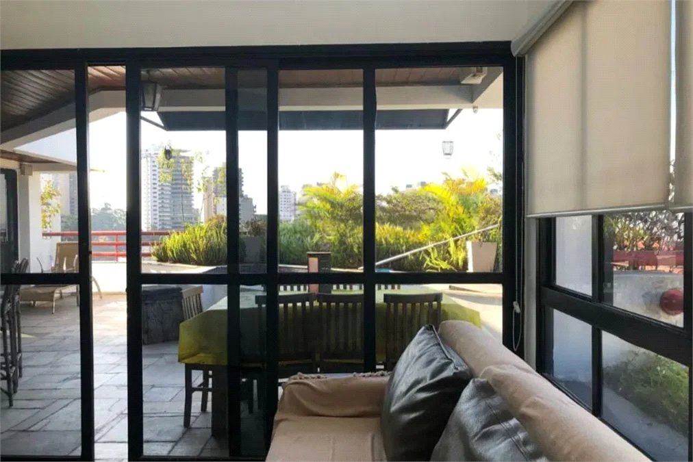 Cobertura à venda com 3 suítes em Vila Andrade, São Paulo, SP