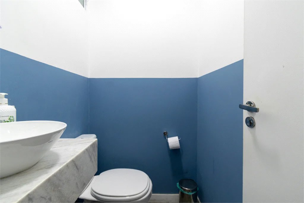Sobrado à venda com 3 quartos, sendo 1 suíte,  em Cidade Monções, São Paulo, SP