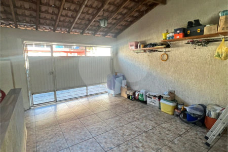 Casa à venda com 2 quartos em Jardim Rubi, Mogi das Cruzes, SP