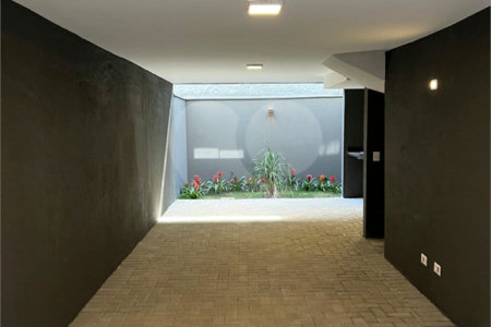 Casa à venda com 2 suítes no condomínio Cube Villa, São Paulo - SP
