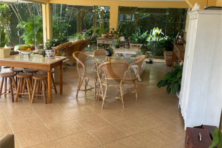 Casa à venda com 7 quartos, sendo 2 suítes, no condomínio São Joaquim, Vinhedo - SP