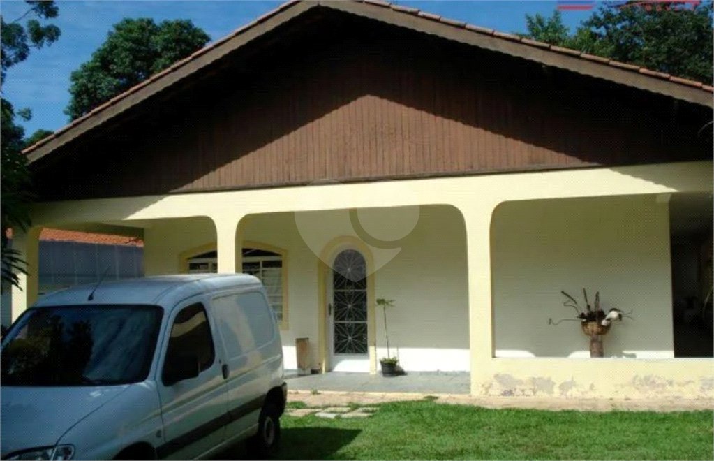 Casa à venda com 3 quartos, sendo 2 suítes, em Vista Alegre, Vinhedo, SP