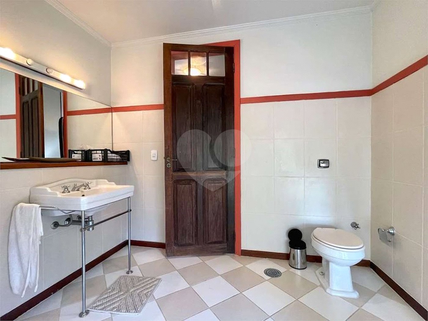 Casa à venda com 4 suítes no condomínio Jardim Mediterrâneo, Cotia - SP