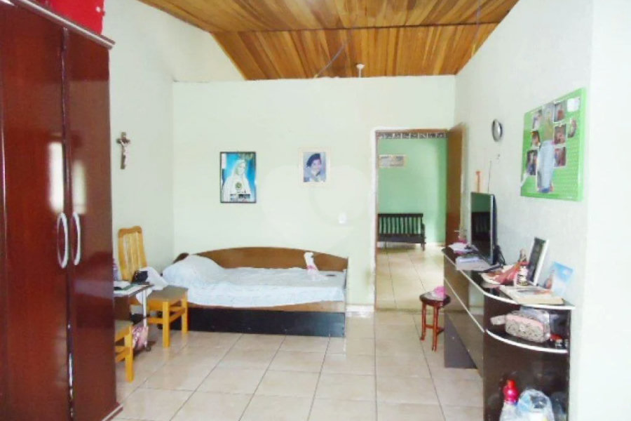 Sobrado à venda com 4 quartos, sendo 1 suíte, em Imirim, São Paulo, SP