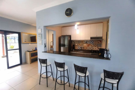 Apartamento com 2 dormitórios à venda, 139 m² por R$ 580.000,00 - Jardim São Miguel - Guarujá/SP