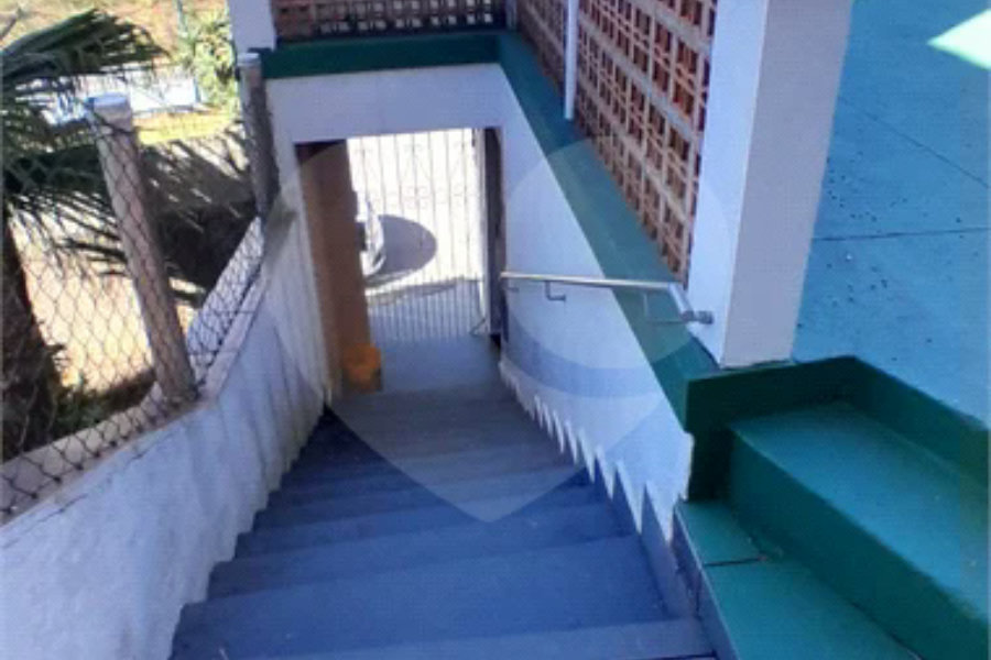 Sobrado à venda com 3 quartos, sendo 1 suíte, em Vila Isabela, Campos do Jordão, SP