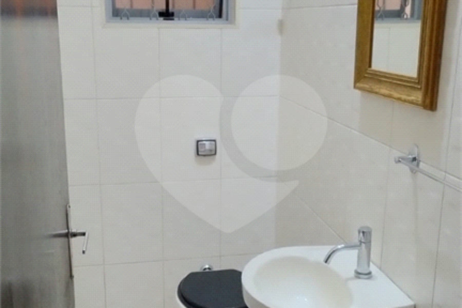Sobrado à venda com 3 quartos, sendo 1 suíte, em Tremembé, São Paulo, SP