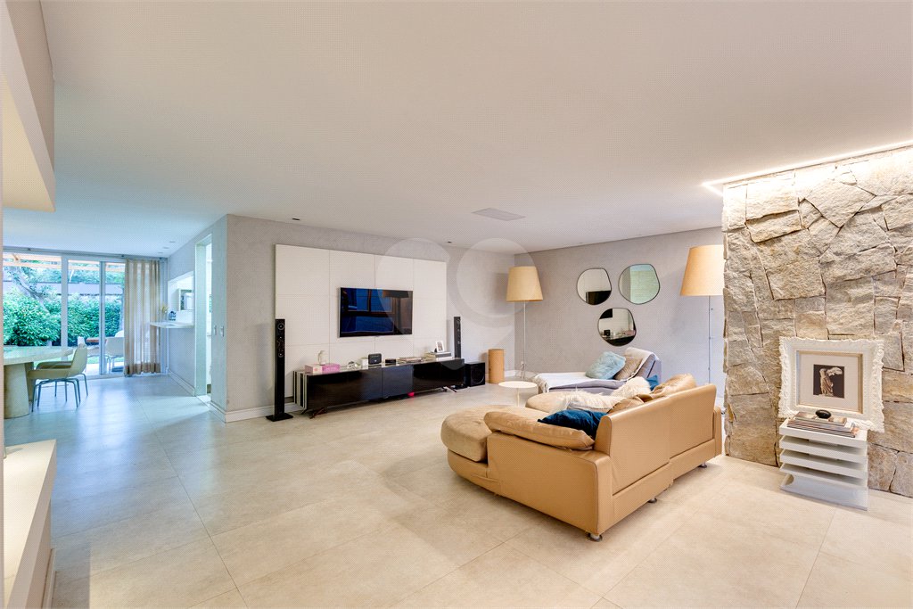 Casa à venda com 5 suítes no condomínio Vila de Palme, São Paulo - SP