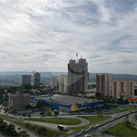 Apartamento à venda com 3 suítes no Centro, Sorocaba, SP