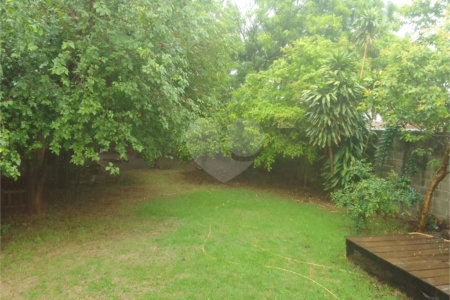 Casa à venda com 3 quartos, sendo 1 suíte, em Vila Progresso, Araraquara, SP