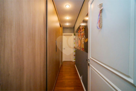 Apartamento à venda com 4 quartos, sendo 2 suítes,  em Vila Suzana, São Paulo, SP