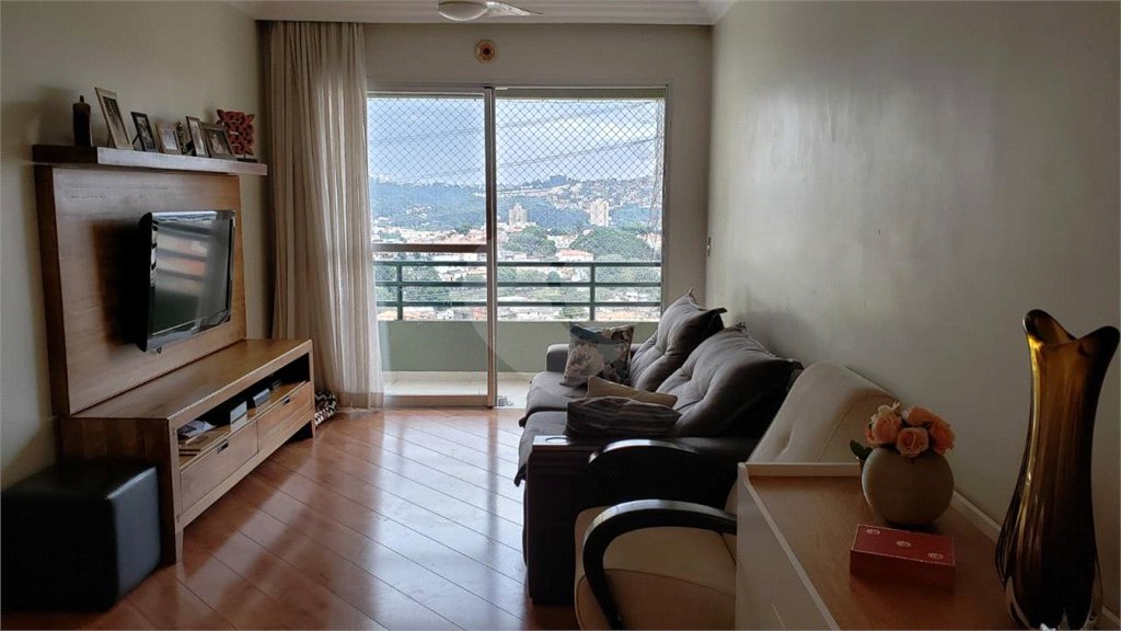 Apartamento à venda com 2 quartos em Jardim Ivana, São Paulo, SP