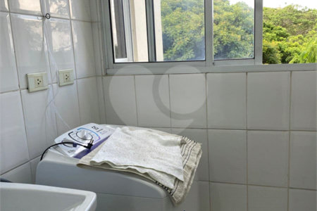 Apartamento à venda com 3 quartos em Vila dos Remédios, São Paulo, SP