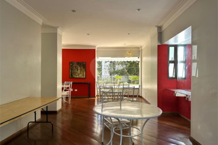 Apartamento à venda com 3 quartos, sendo 1 suíte, em Vila Andrade, São Paulo, SP
