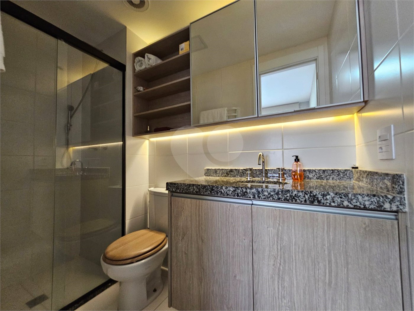 Apartamento à venda com 2 quartos, sendo 1 suíte, em Chácara Santo Antônio (zona Sul), São Paulo, SP