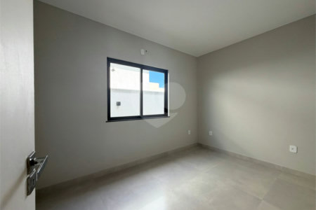 Casa à venda com 3 quartos, sendo 1 suíte, em Nova São Pedro, São Pedro da Aldeia, RJ