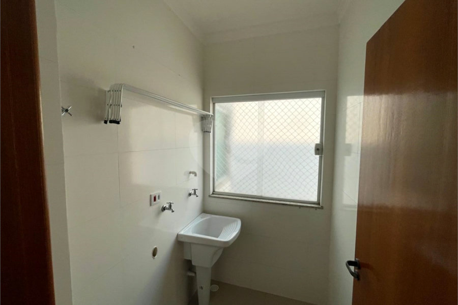 Casa à venda com 2 quartos, sendo 1 suíte, no condomínio João Rúbio, São Paulo - SP