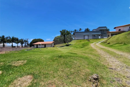 Casa à venda com 3 quartos, sendo 1 suíte, em Alpes D'ouro, Bom Jesus dos Perdões, SP