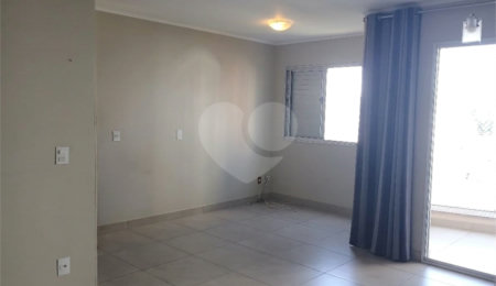 Apartamento à venda com 2 quartos, sendo 1 suíte,  em Vila Esperança, São Paulo, SP