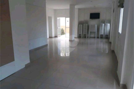 Apartamento à venda com 3 quartos, sendo 1 suíte, em Parque Reboucas, São Paulo, SP