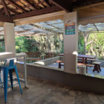 Casa Pé na Água em Atibaia com Acesso à Represa e Mais de 3.000 m² de Natureza