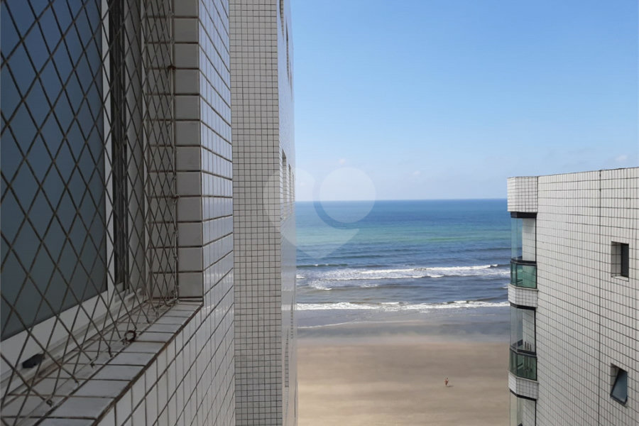 Apartamento à venda com 2 quartos, sendo 1 suíte,  no Centro, Mongaguá, SP