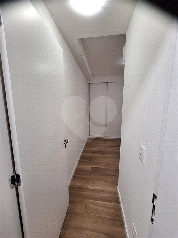 Apartamento à venda com 3 suítes em Vila Anastácio, São Paulo, SP