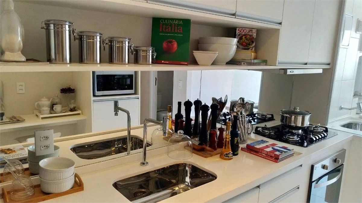Apartamento à venda com 3 quartos, sendo 1 suíte, em Jardim Vazani, São Paulo, SP