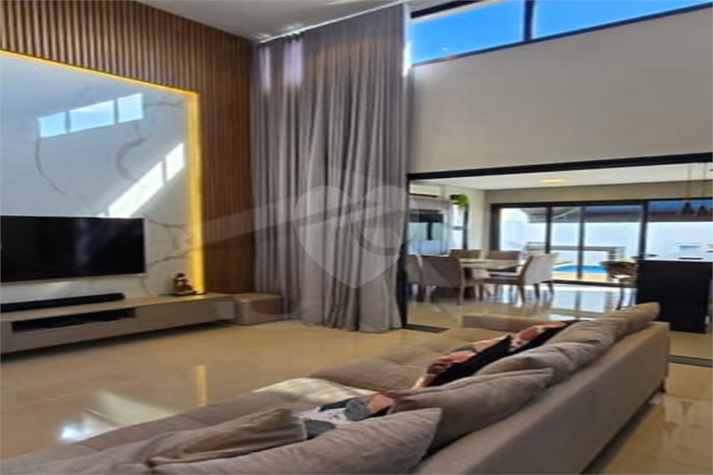 Casa à venda com 3 suítes no condomínio Residencial Terras de Siena, Ribeirão Preto - SP