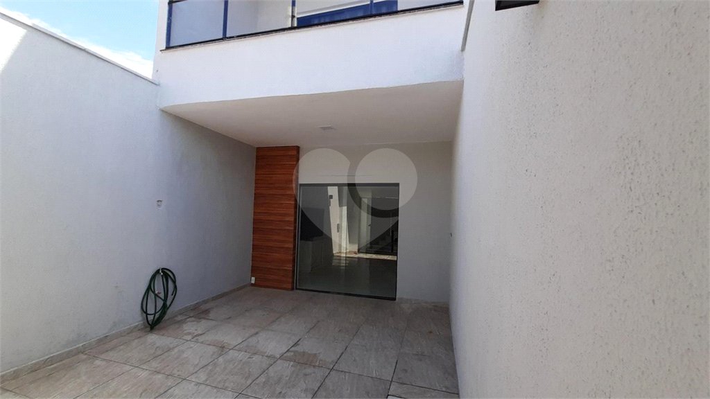 Casa à venda com 2 quartos, sendo 1 suíte, no condomínio Residêncial Villa Vicenzo, Rio de Janeiro - RJ