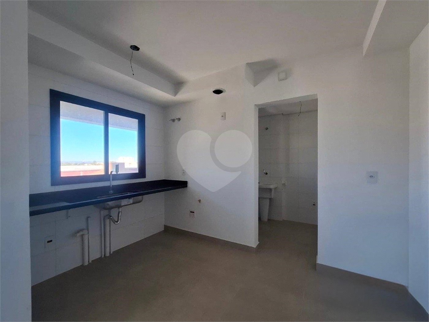 Apartamento à venda com 2 suítes em Parque Campolim, Sorocaba, SP