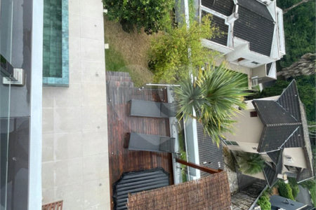 Casa à venda com 3 suítes no condomínio Hills, Arujá - SP
