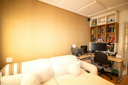 Casa à venda com 4 quartos, sendo 3 suítes, no condomínio Residencial Sans Souci, São Paulo - SP