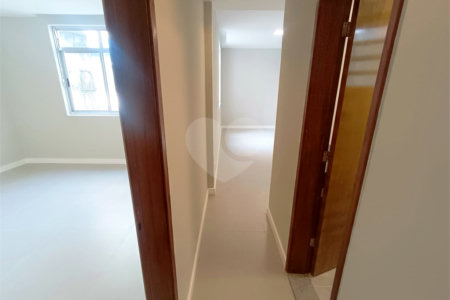 Apartamento à venda com 2 quartos, sendo 1 suíte,  em Maracanã, Rio de Janeiro, RJ