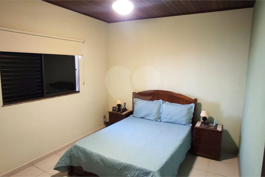 Casa à venda com 4 quartos, sendo 1 suíte, no condomínio Travessa Jacob,38, São Paulo - SP