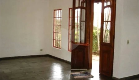 Sobrado à venda com 4 quartos, sendo 1 suíte,  em Vila Rosália, Guarulhos, SP