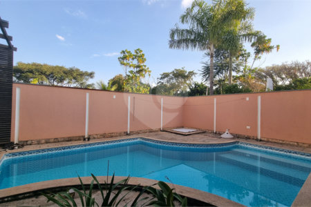 Casa à venda com 4 quartos, sendo 3 suítes,  no condomínio Residencial Villa dos Inglezes, Sorocaba - SP