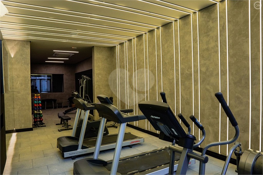 Studio de 28m2 mobiliado com sacada à venda na Bela Vista