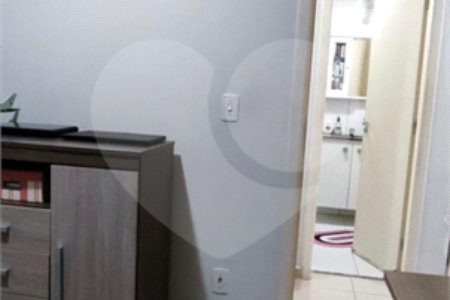 Pare de pagar aluguel! Apartamento com 2 dormitórios no Parque Industrial
