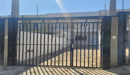 Sobrado à venda com 2 suítes em Jardim Nely, Indaiatuba, SP