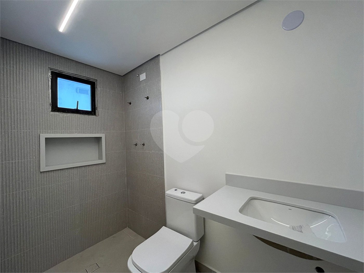 Apartamento à venda com 3 suítes em Santana, São Paulo, SP
