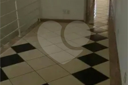 Casa à venda com 3 quartos, sendo 1 suíte, em Jardim das Indústrias, São José dos Campos, SP