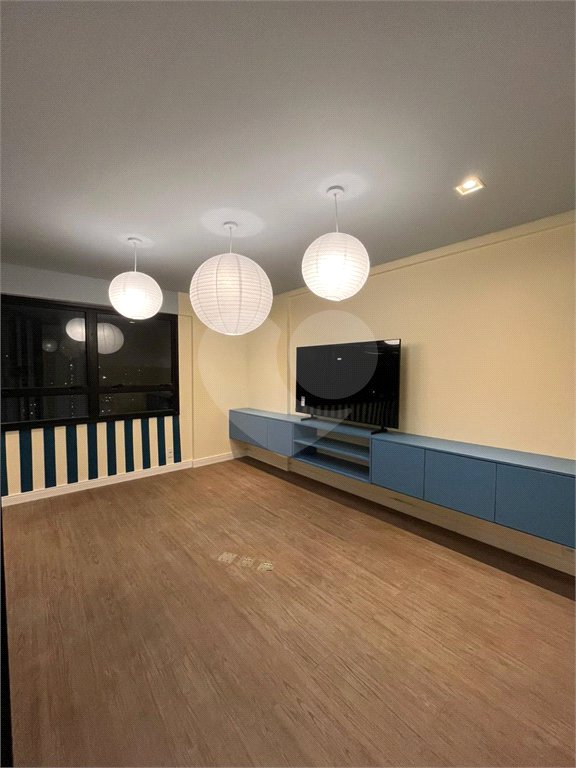 Apartamento à venda com 2 quartos em Jardim Trussardi, São Paulo, SP